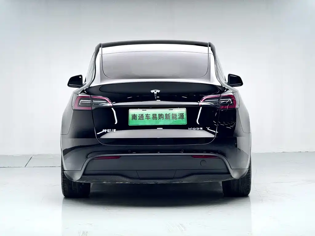 Tesla Model Y 2023 — фото 5