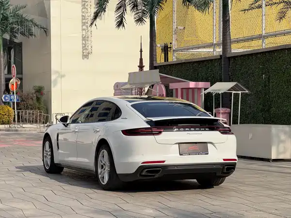 Porsche Panamera 2017