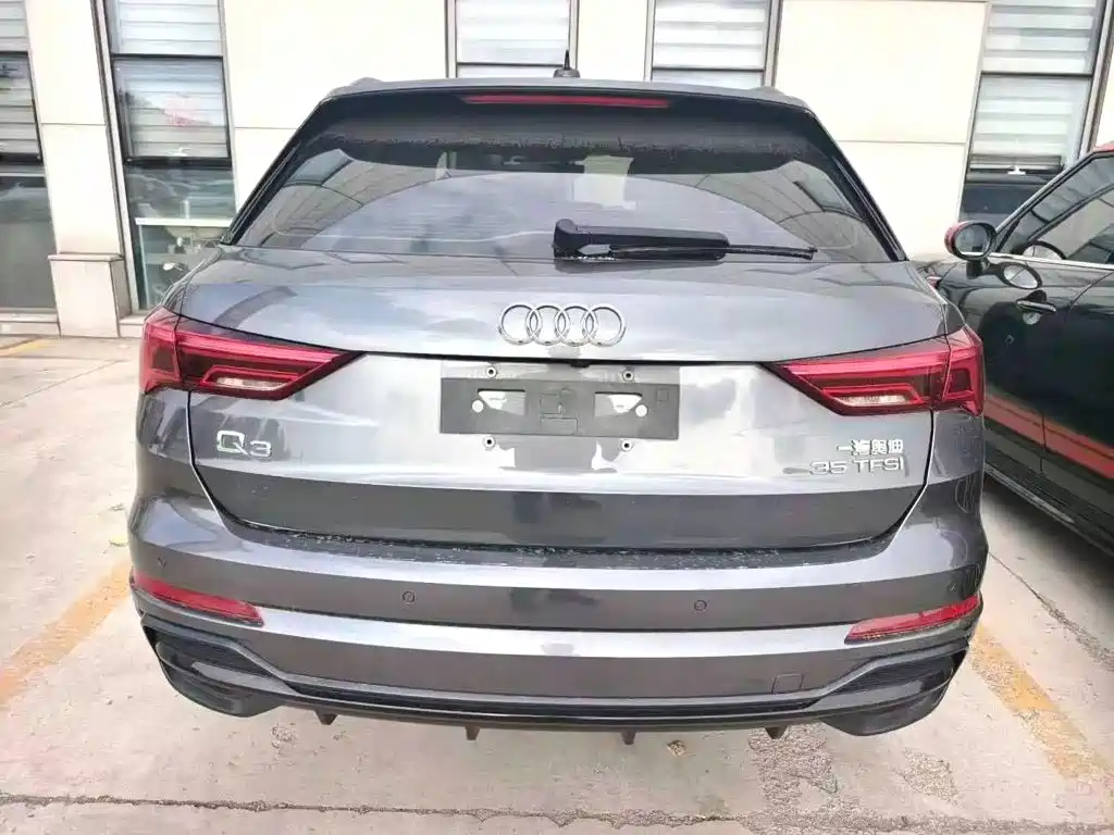 Audi Q3 2022 — фото 9