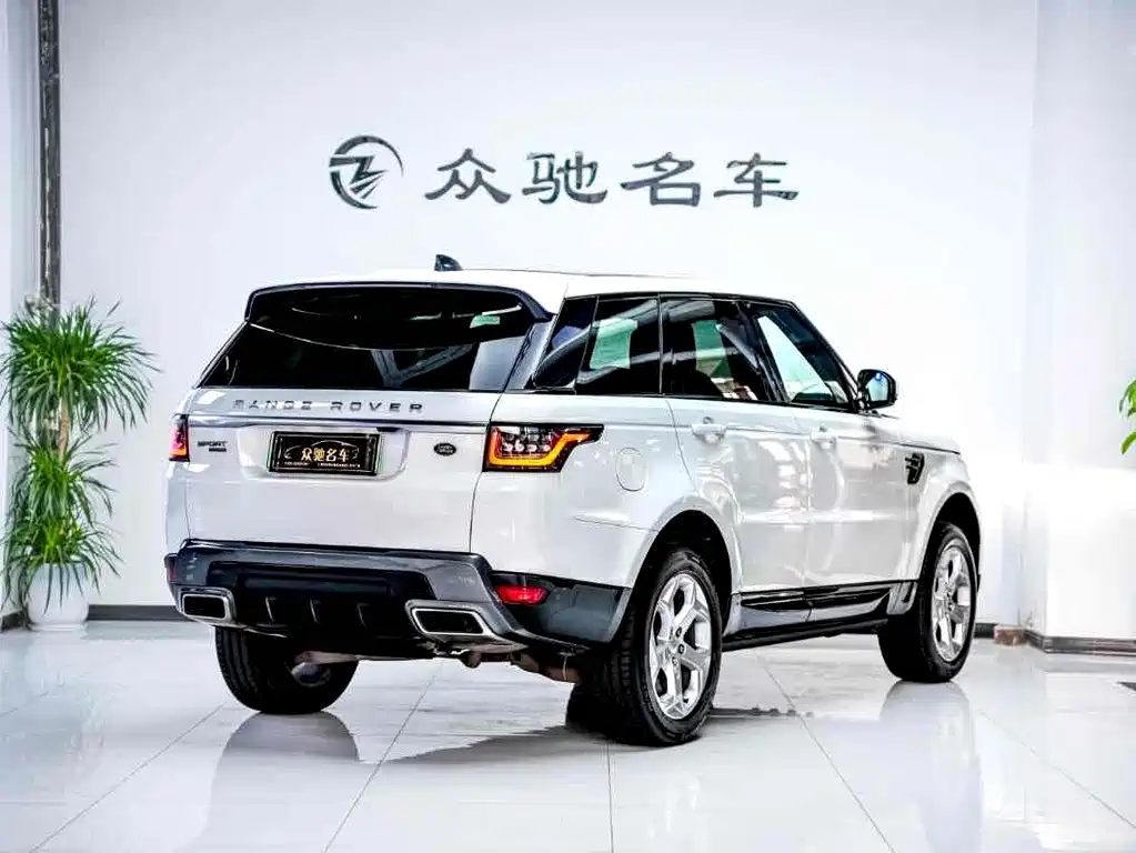 Land Rover Sport PHEV 2019 — фото 10