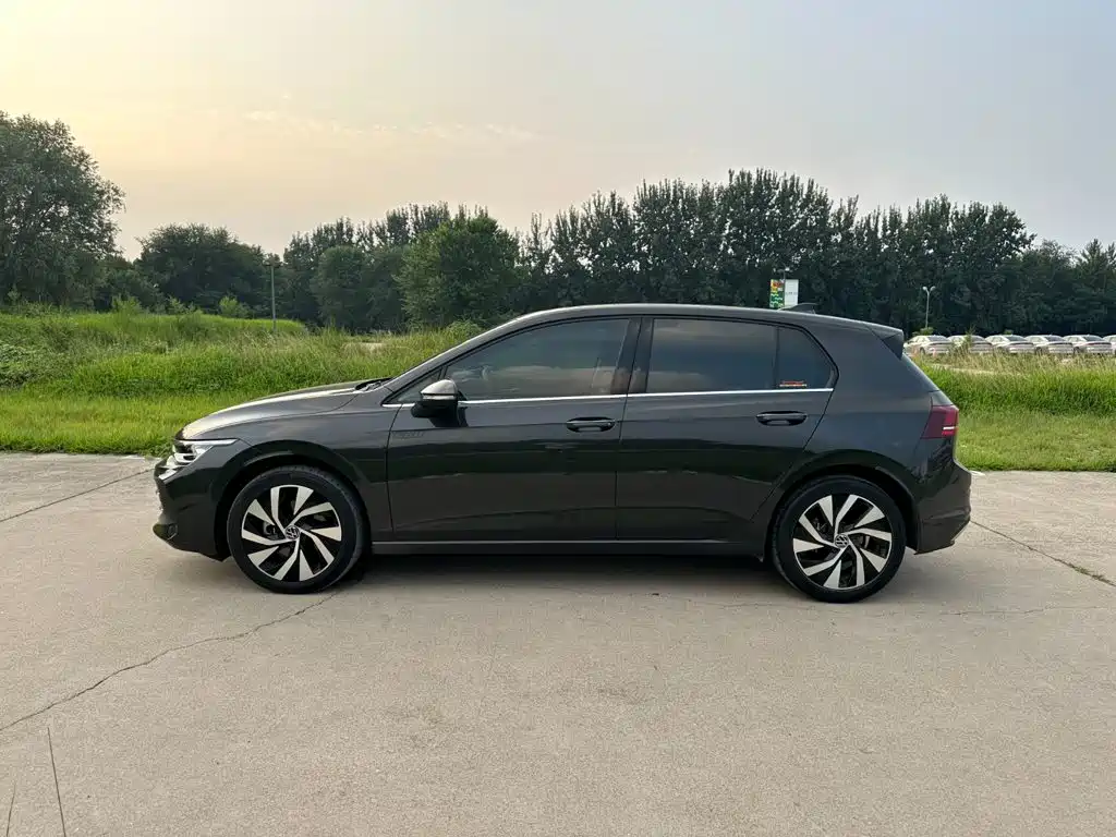Volkswagen Golf 2026