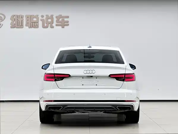 Audi A4L 2019