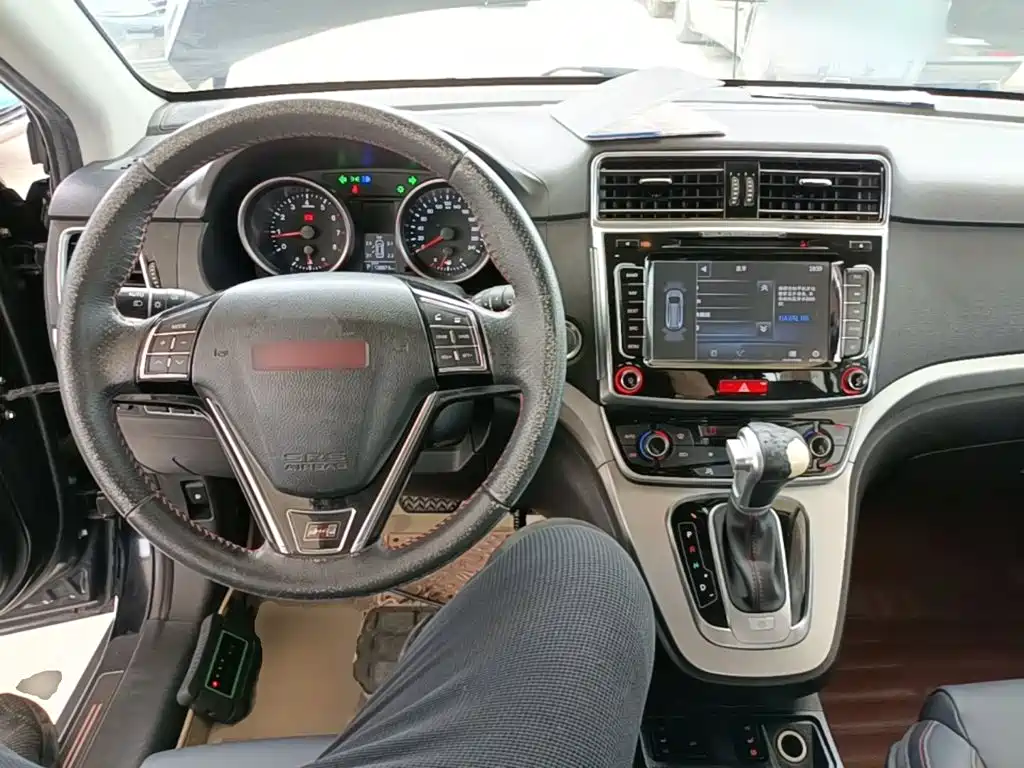 Haval H6 2015 — фото 10