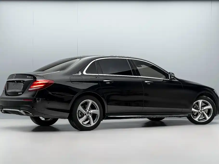 Mercedes-Benz E-Class 2020 — фото 5