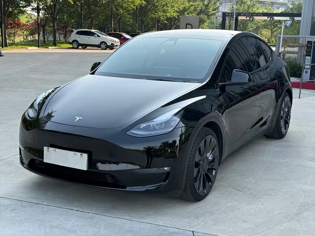 Tesla Model Y 2022 — фото 4