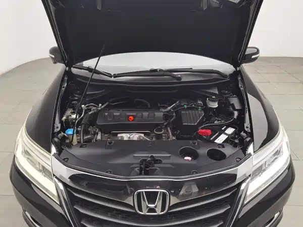 Honda Crider 2016