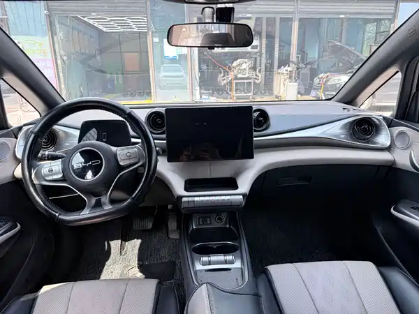 BYD Dolphin 2023