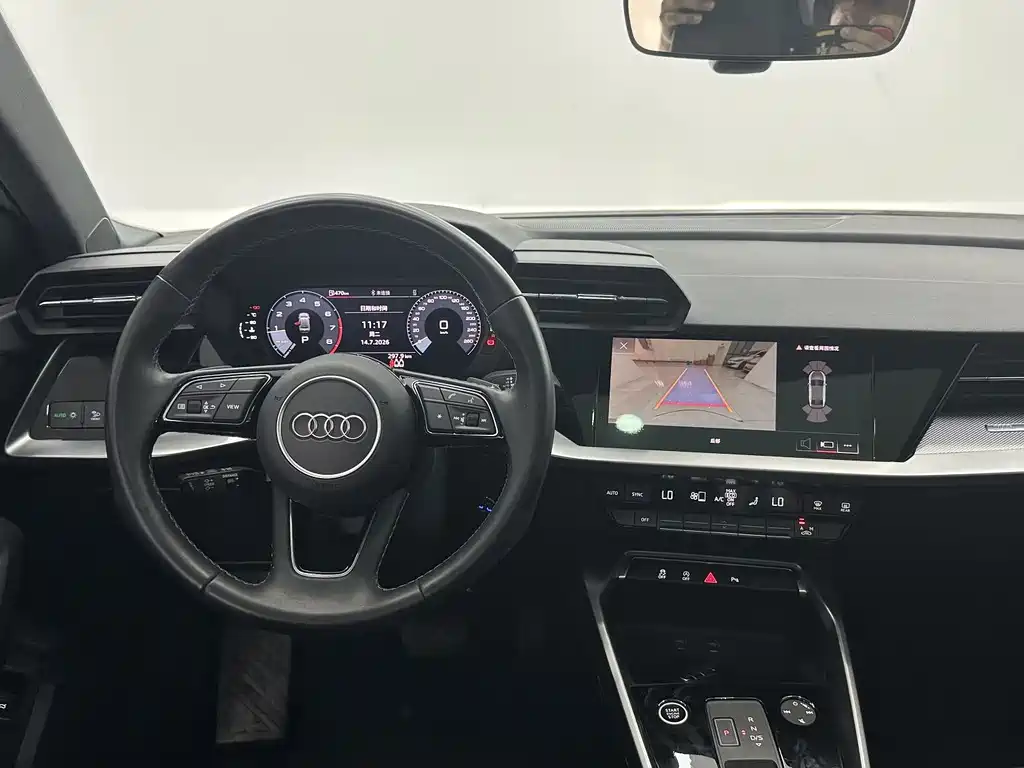 Audi A3 2023 — фото 11