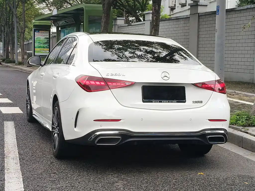 Mercedes-Benz C-Class 2023 — фото 18