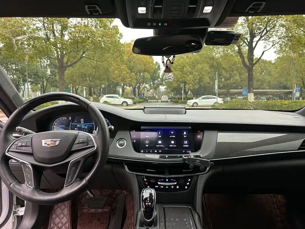 Cadillac CT6 2023 — фото 14