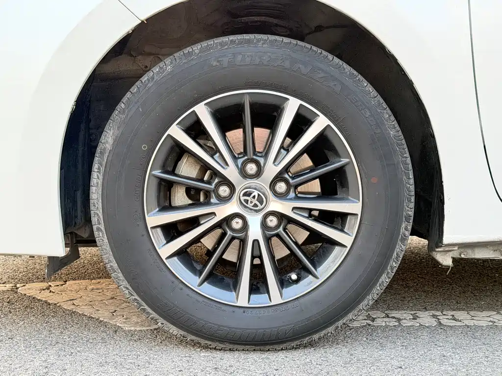 Toyota Levin 2016 — фото 12