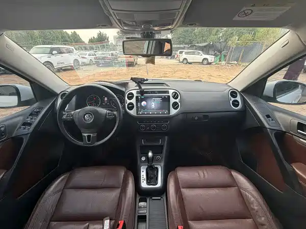 Volkswagen Tiguan 2015