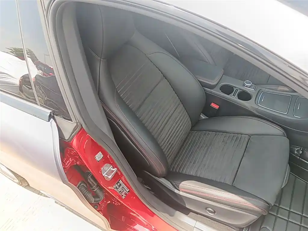 Mercedes-Benz CLA 2018 — фото 25