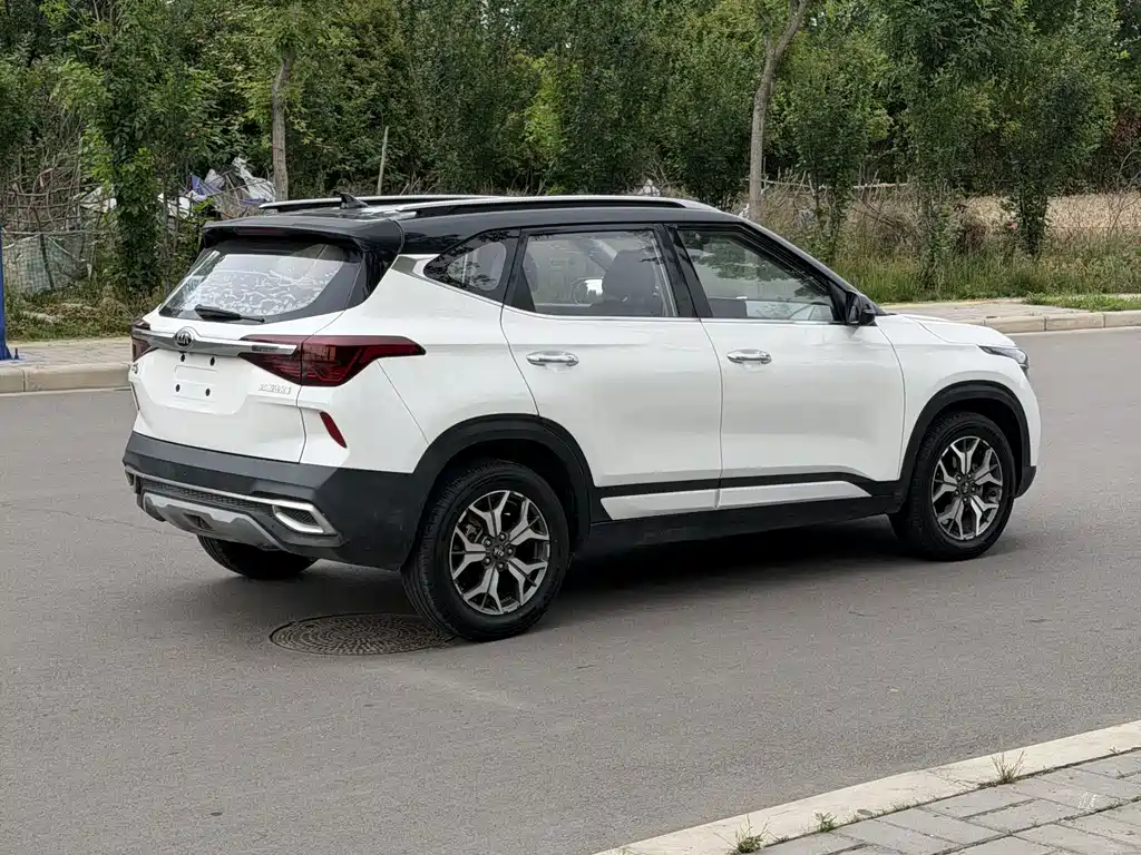 Kia KX3 Proud Running 2021