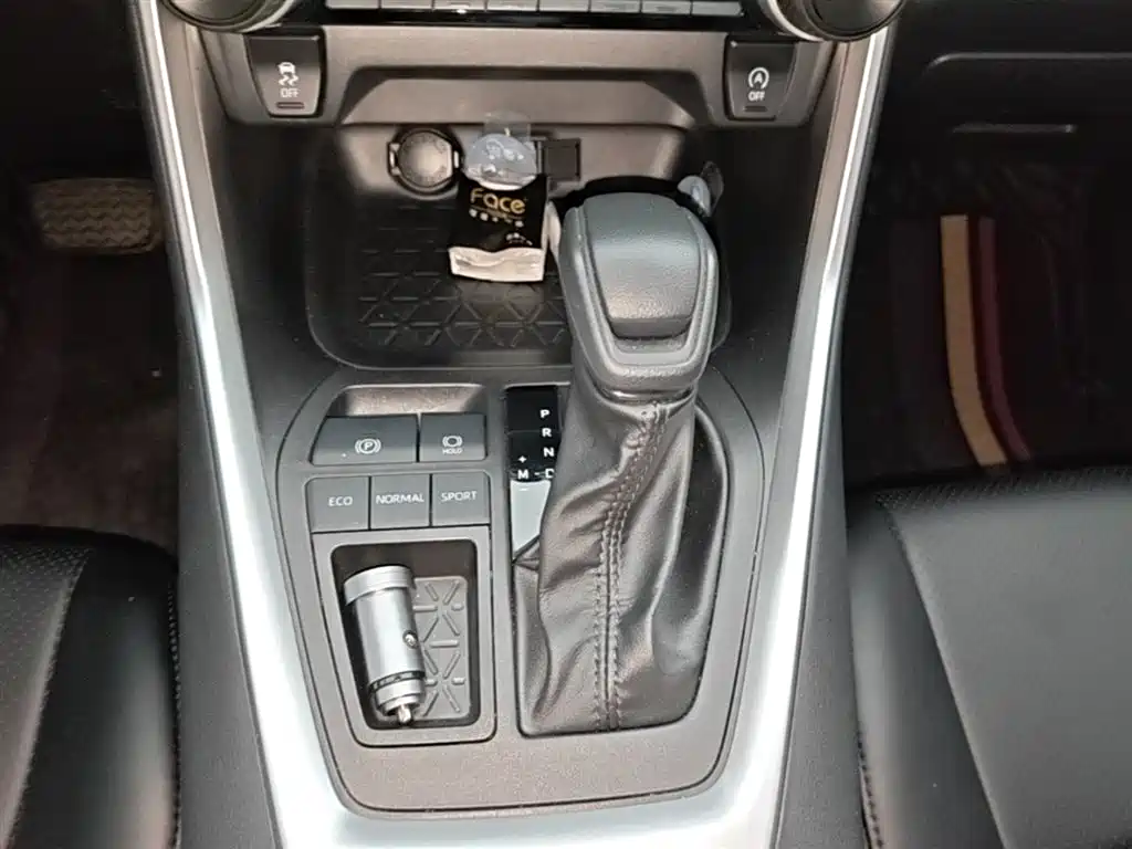 Toyota Wildlander 2022 — фото 14