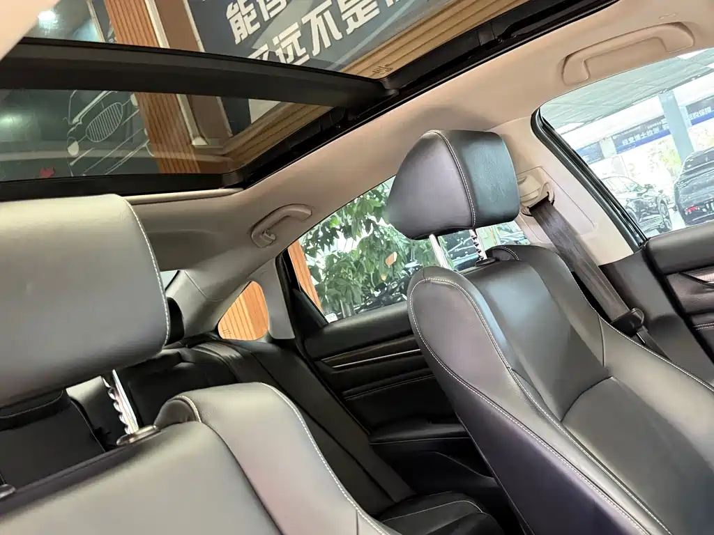 Honda Accord 2023 — фото 12