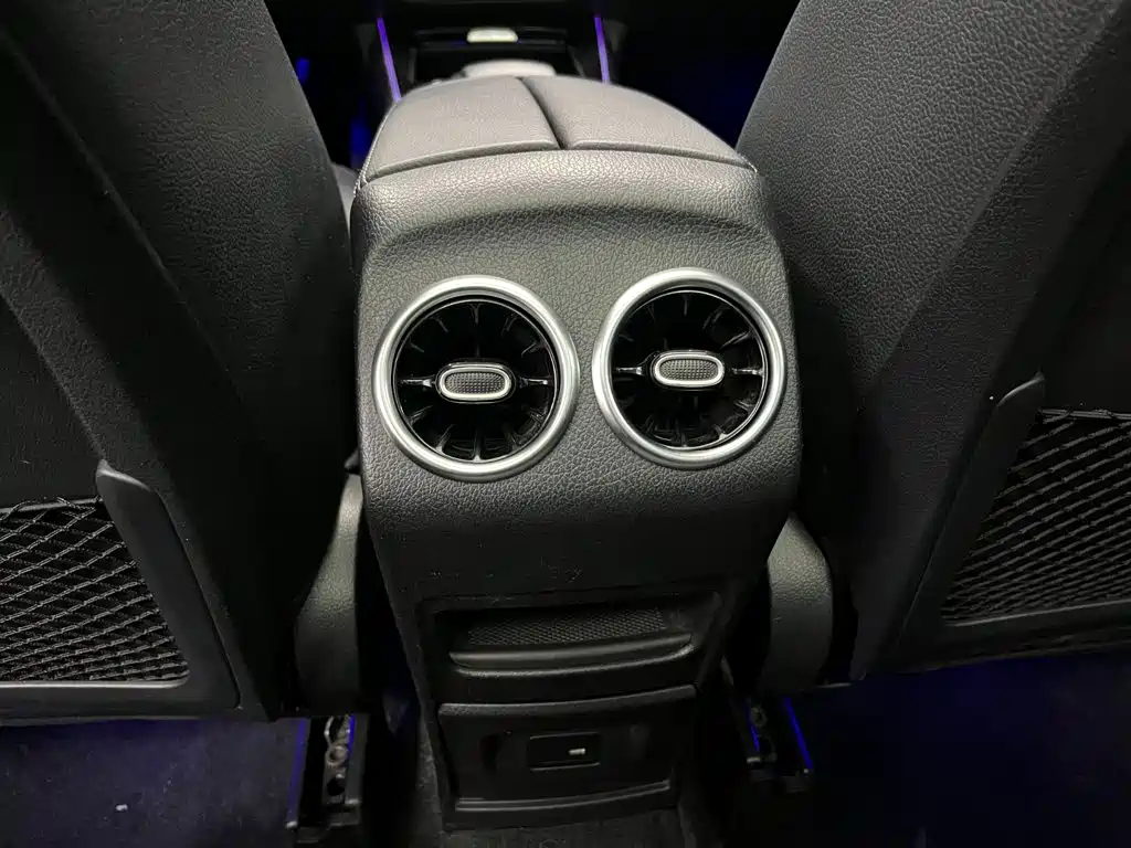 Mercedes-Benz GLA 2021 — фото 16