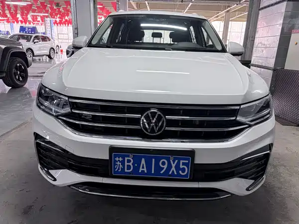 Volkswagen Tiguan L 2022