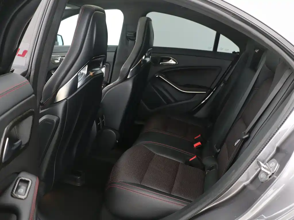Mercedes-Benz CLA AMG 2019 — фото 10