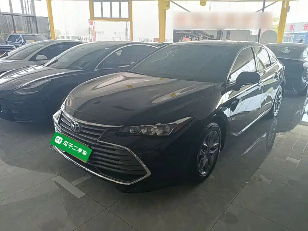 Toyota Avalon 2023 — фото 1