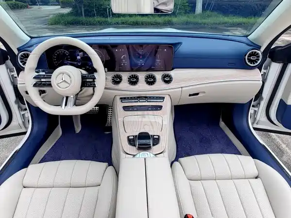 Mercedes-Benz E-Class 2021
