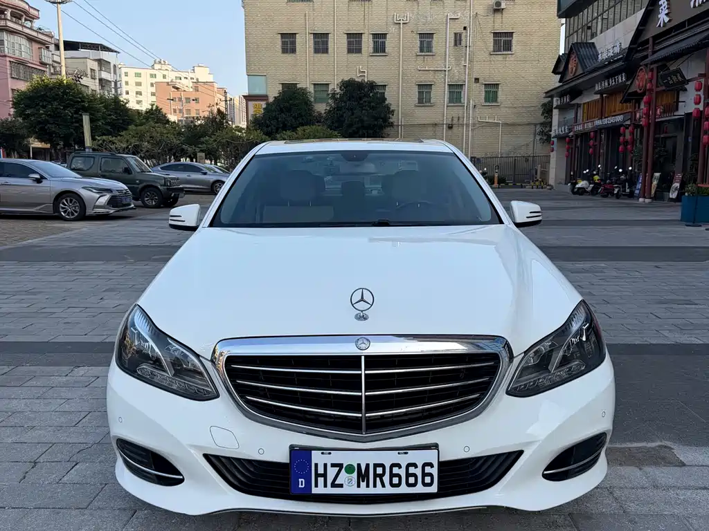 Mercedes-Benz E-Class 2015