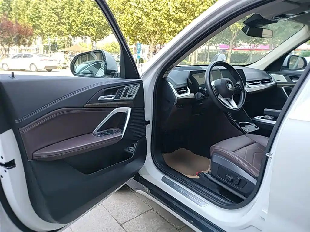 BMW X1 2023 — фото 16