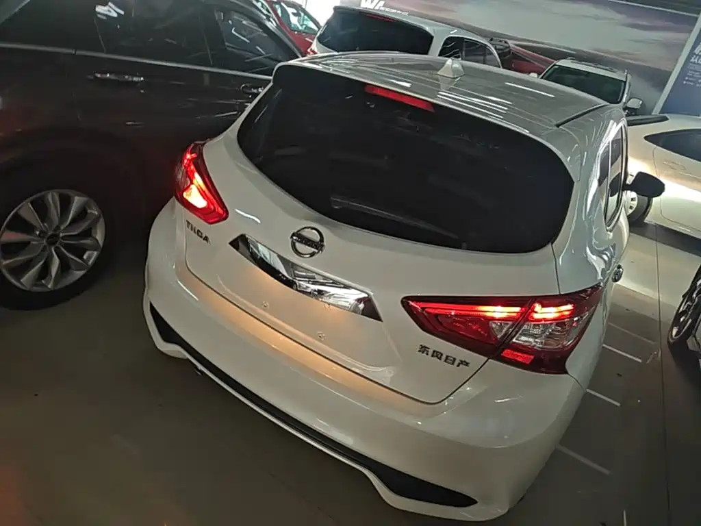 Nissan Tiida 2023