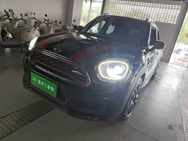 MINI JCW COUNTRYMAN 2017