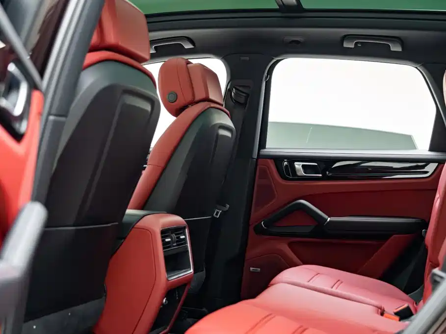 Porsche Cayenne 2018 — фото 12