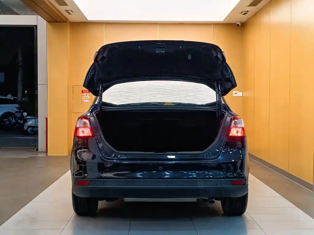 Ford Focus 2015 — фото 26