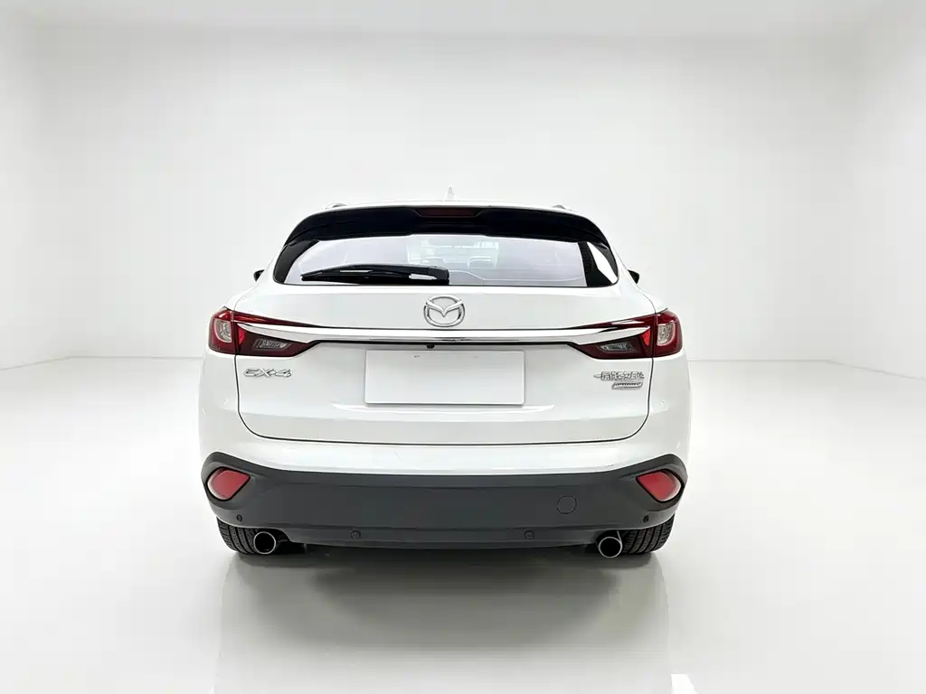 Mazda CX-4 2017 — фото 8