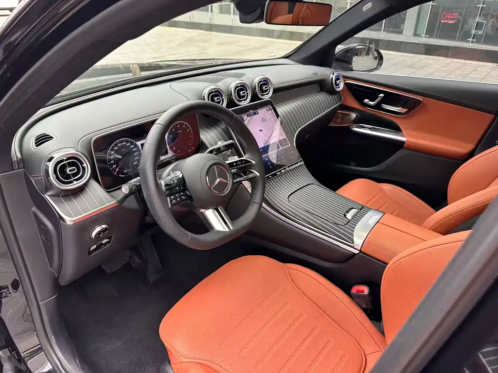 Mercedes-Benz GLC 2023