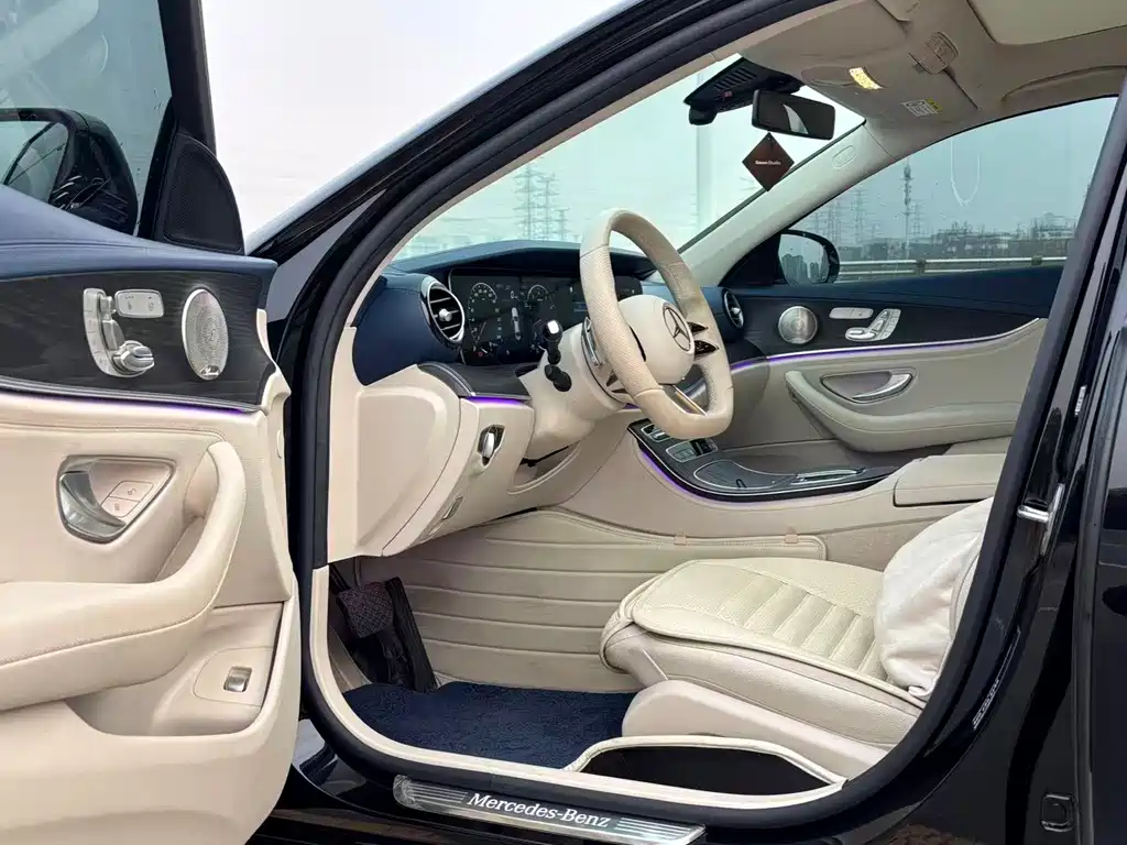 Mercedes-Benz E-Class 2022 — фото 2