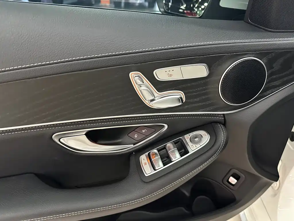 Mercedes-Benz C-Class 2018 — фото 8