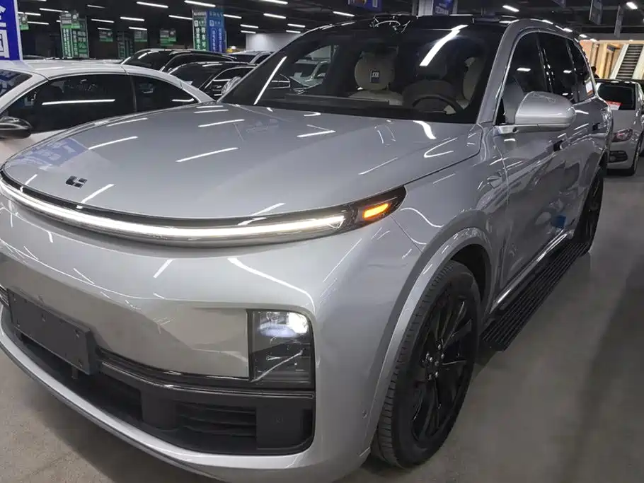 Li Auto Li L8 2023