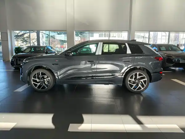 Audi Q6L E-Tron 2026