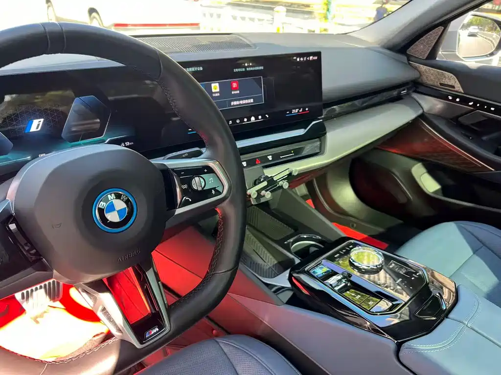 BMW i5 2024 — фото 9
