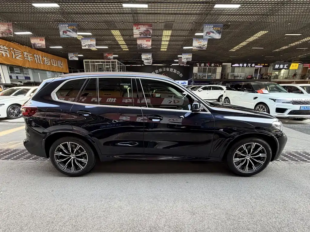 BMW X5 2021 — фото 30