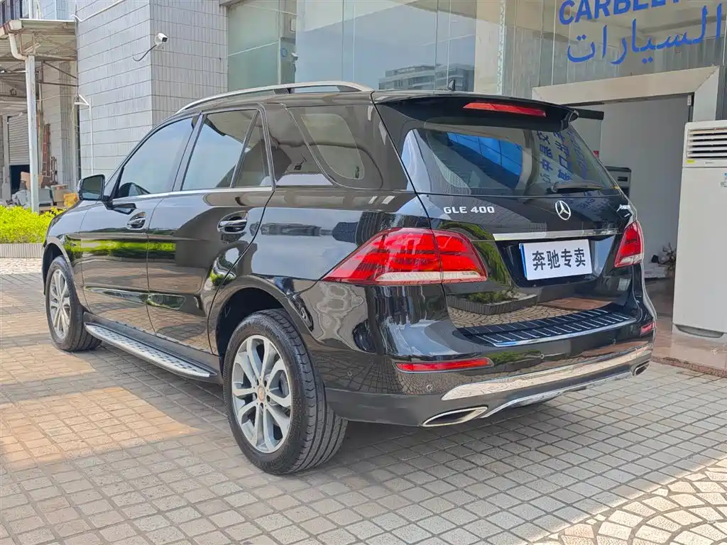 Mercedes-Benz GLE 2016 — фото 19