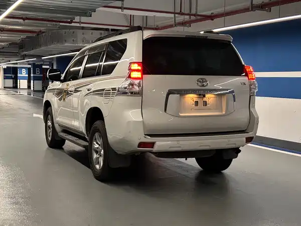 Toyota Prado 2012