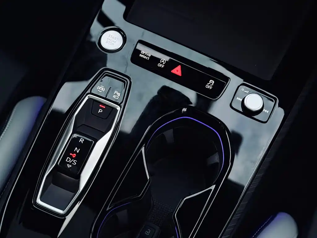 Audi A5L 2025 — фото 10