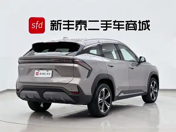 Geely Galaxy L7 2024