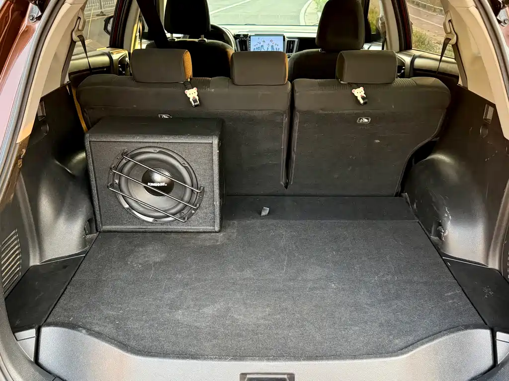 Toyota RAV4 2015 — фото 11
