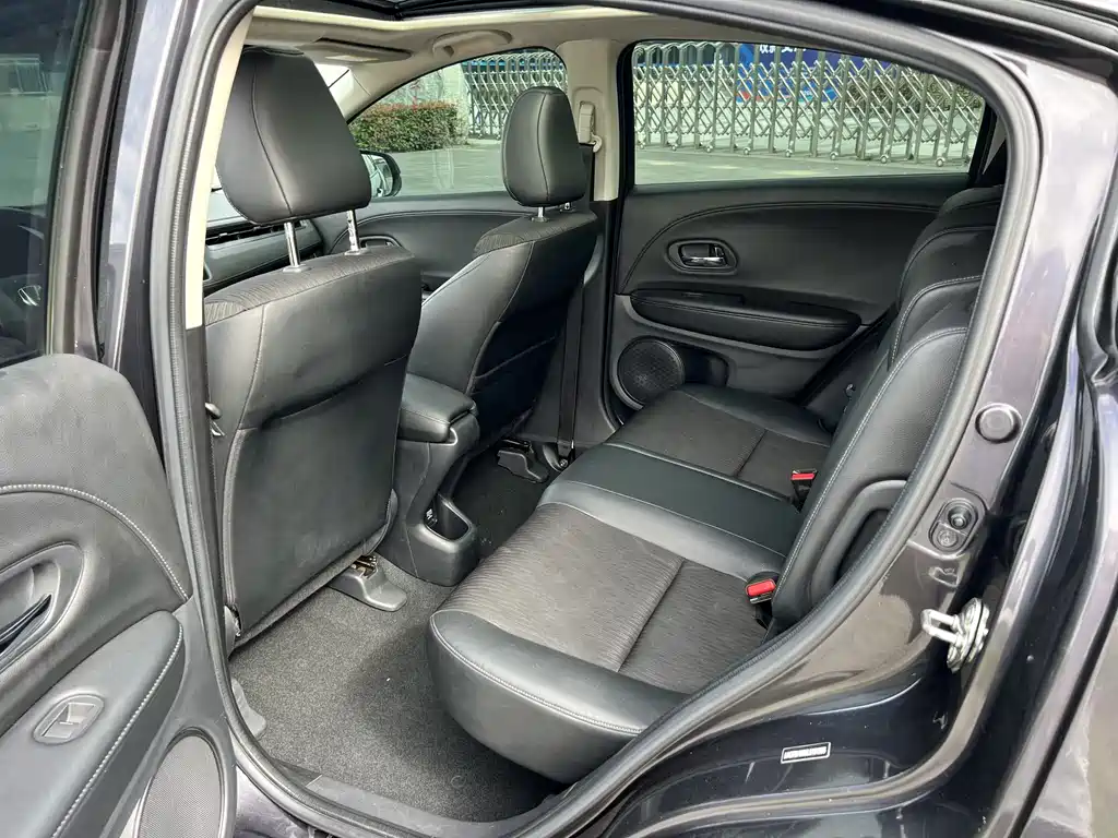 Honda Vezel 2020 — фото 14
