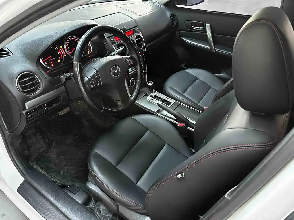 Mazda 6 2016 — фото 11