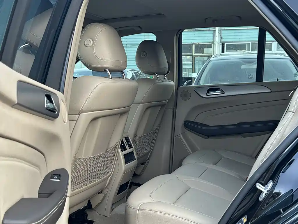 Mercedes-Benz M-Class 2015 — фото 8