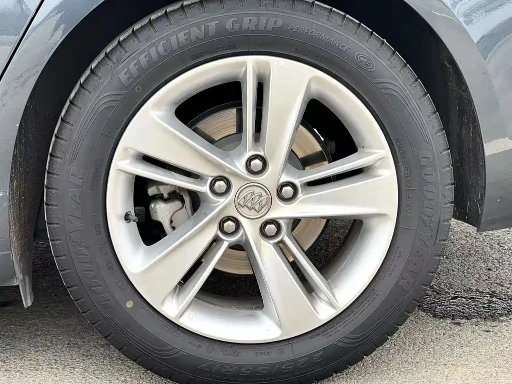 Buick Regal 2020 — фото 16