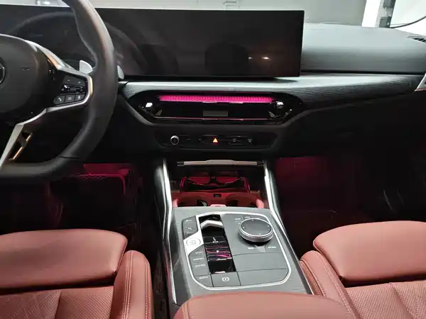 BMW 3 Series 2025