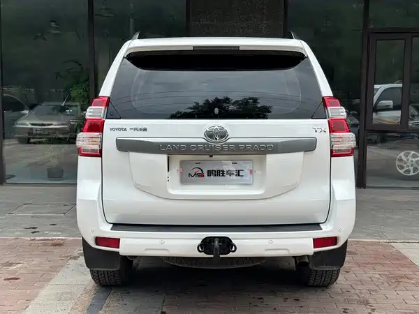 Toyota Prado 2015